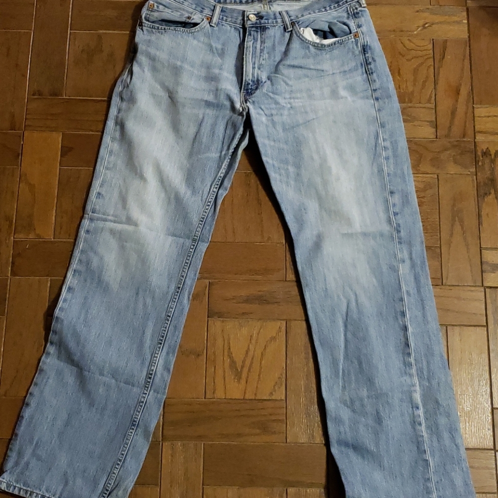 Levi jeans